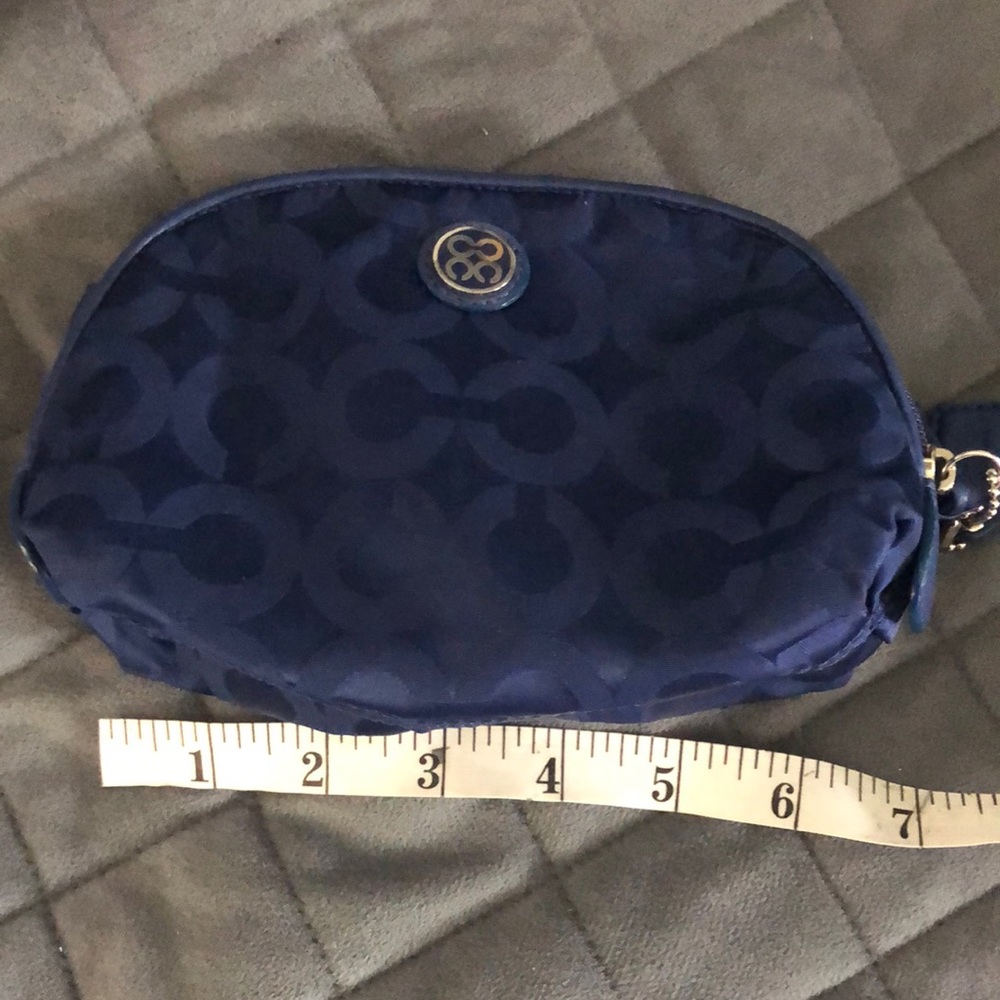 Coach makeup/bag